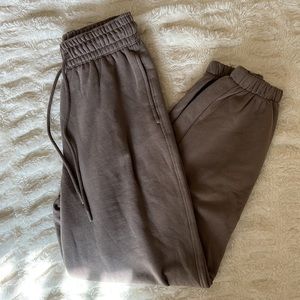 Espresso H&M sweatpants
